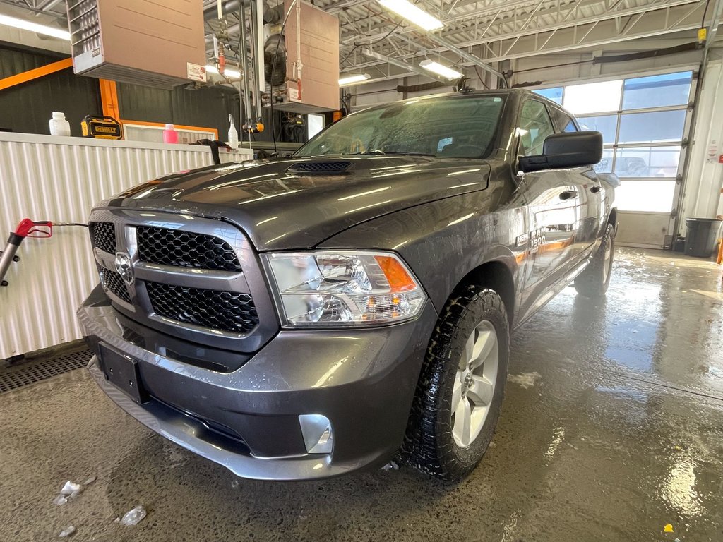 2022 Ram 1500 Classic in St-Jérôme, Quebec - 1 - w1024h768px