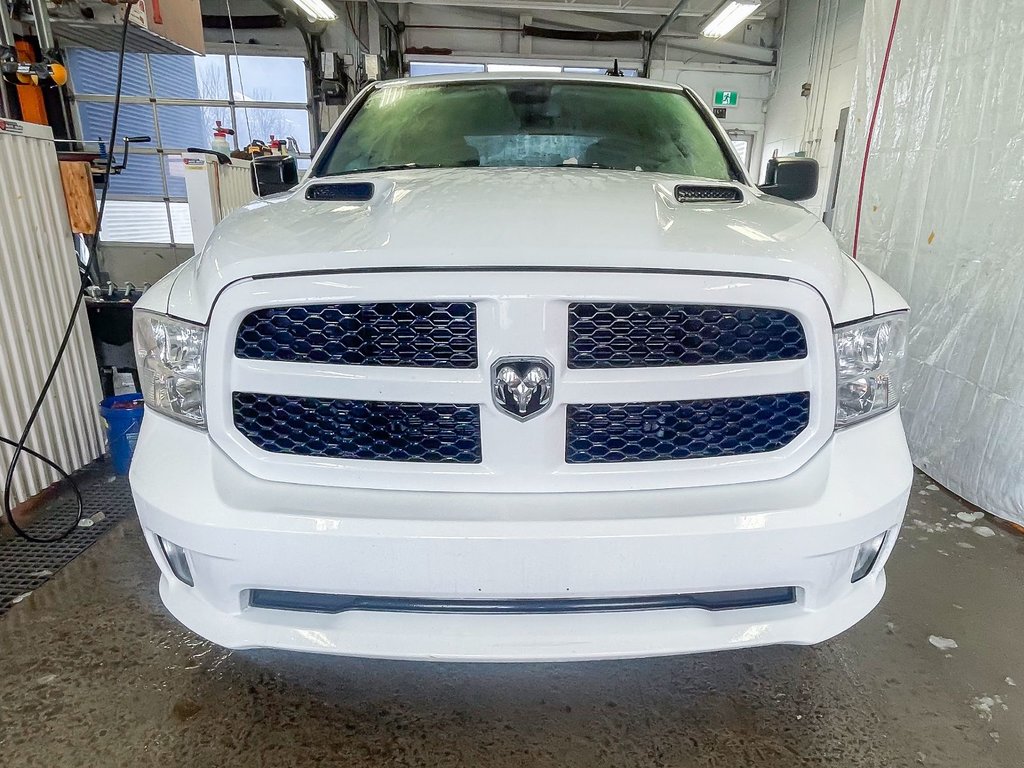 Ram 1500 Classic  2022 à St-Jérôme, Québec - 4 - w1024h768px