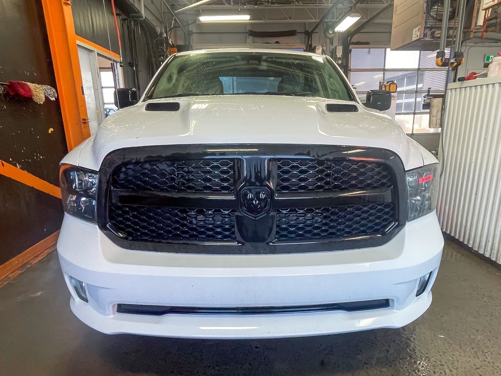 Ram 1500 Classic  2022 à St-Jérôme, Québec - 4 - w1024h768px