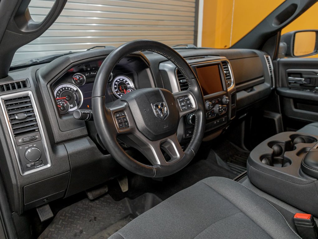 2022 Ram 1500 Classic in St-Jérôme, Quebec - 2 - w1024h768px