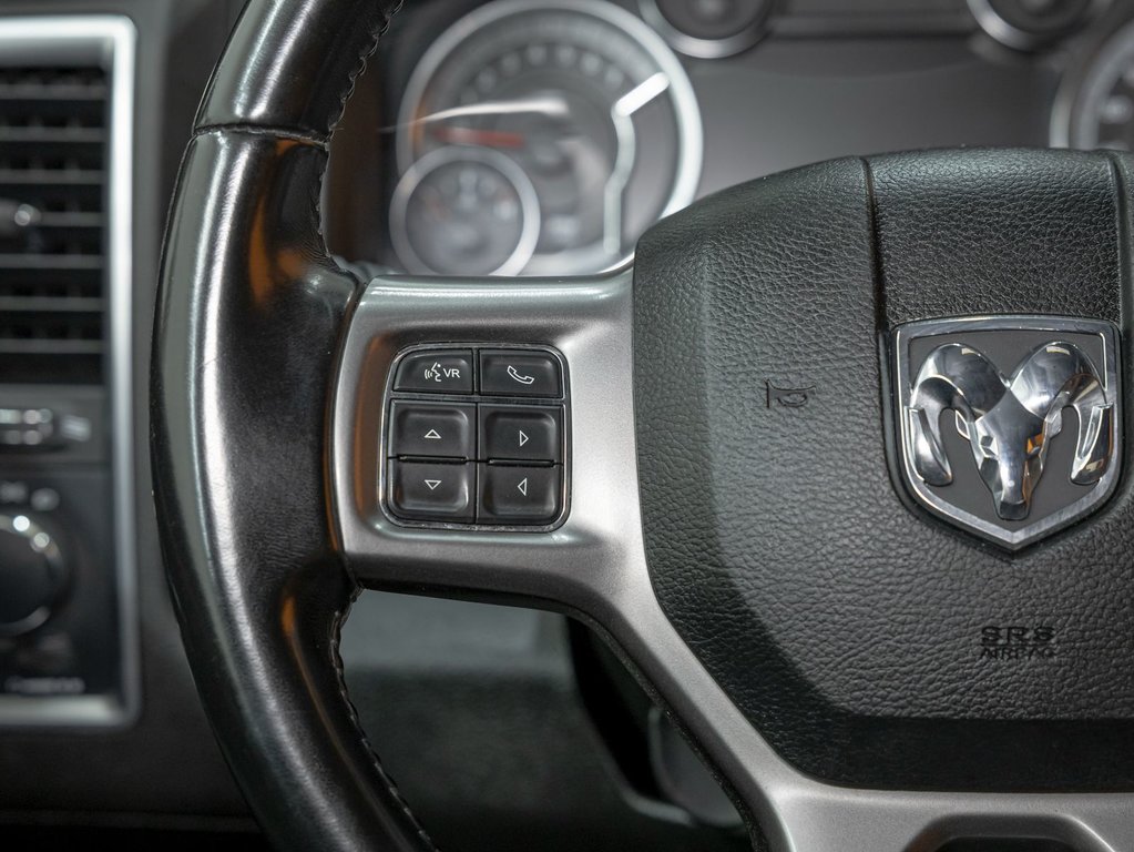 2022 Ram 1500 Classic in St-Jérôme, Quebec - 14 - w1024h768px