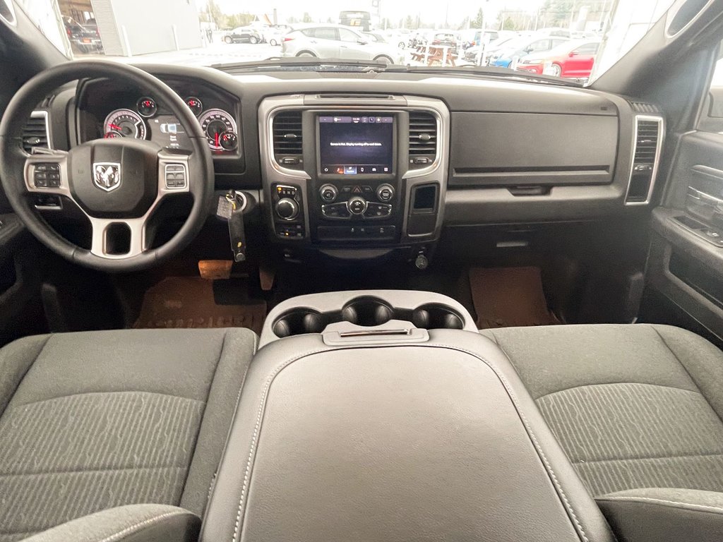 2022 Ram 1500 Classic in St-Jérôme, Quebec - 10 - w1024h768px