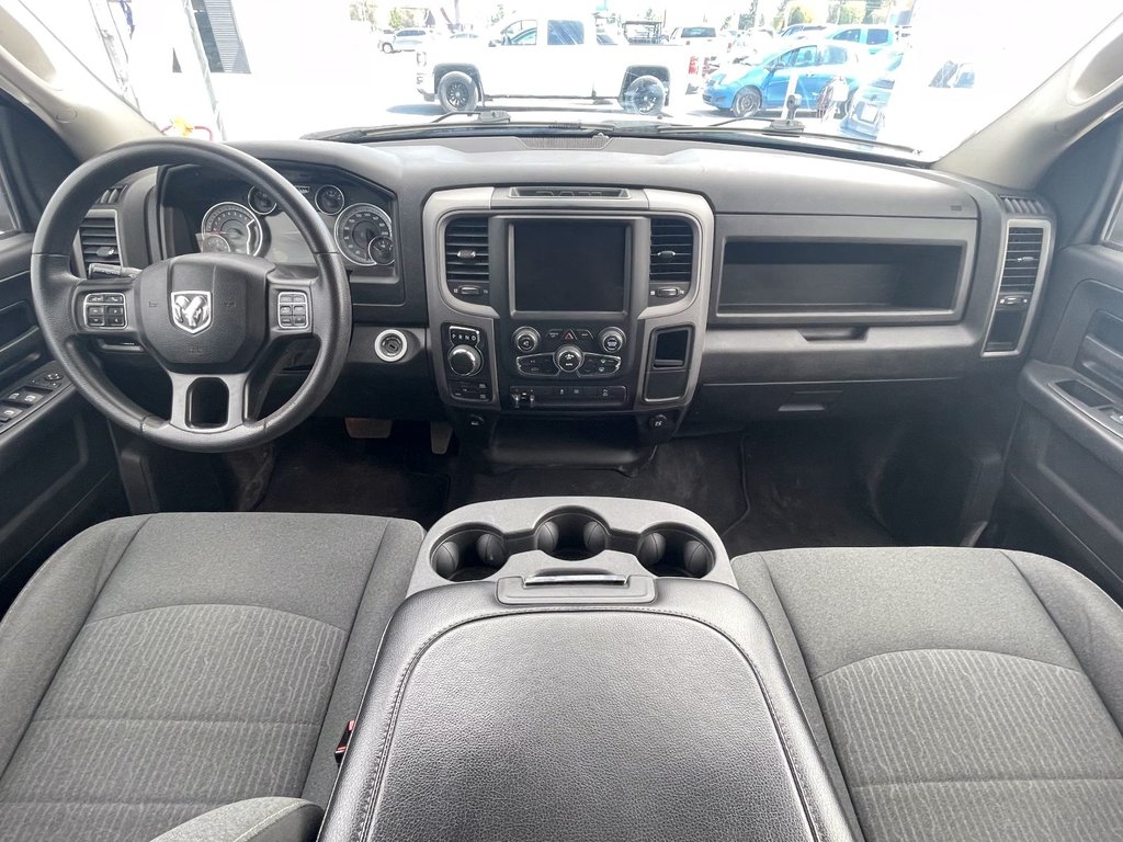 2022 Ram 1500 Classic in St-Jérôme, Quebec - 10 - w1024h768px