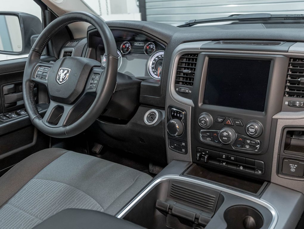 2023 Ram 1500 Classic in St-Jérôme, Quebec - 30 - w1024h768px