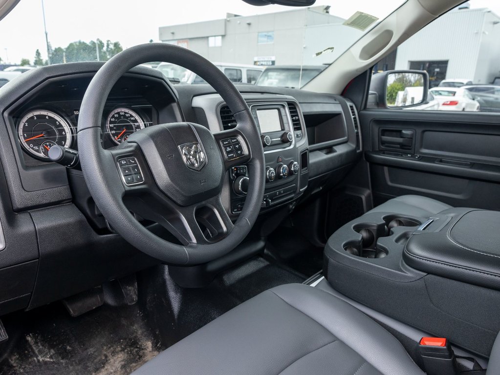 2023 Ram 1500 Classic in St-Jérôme, Quebec - 12 - w1024h768px