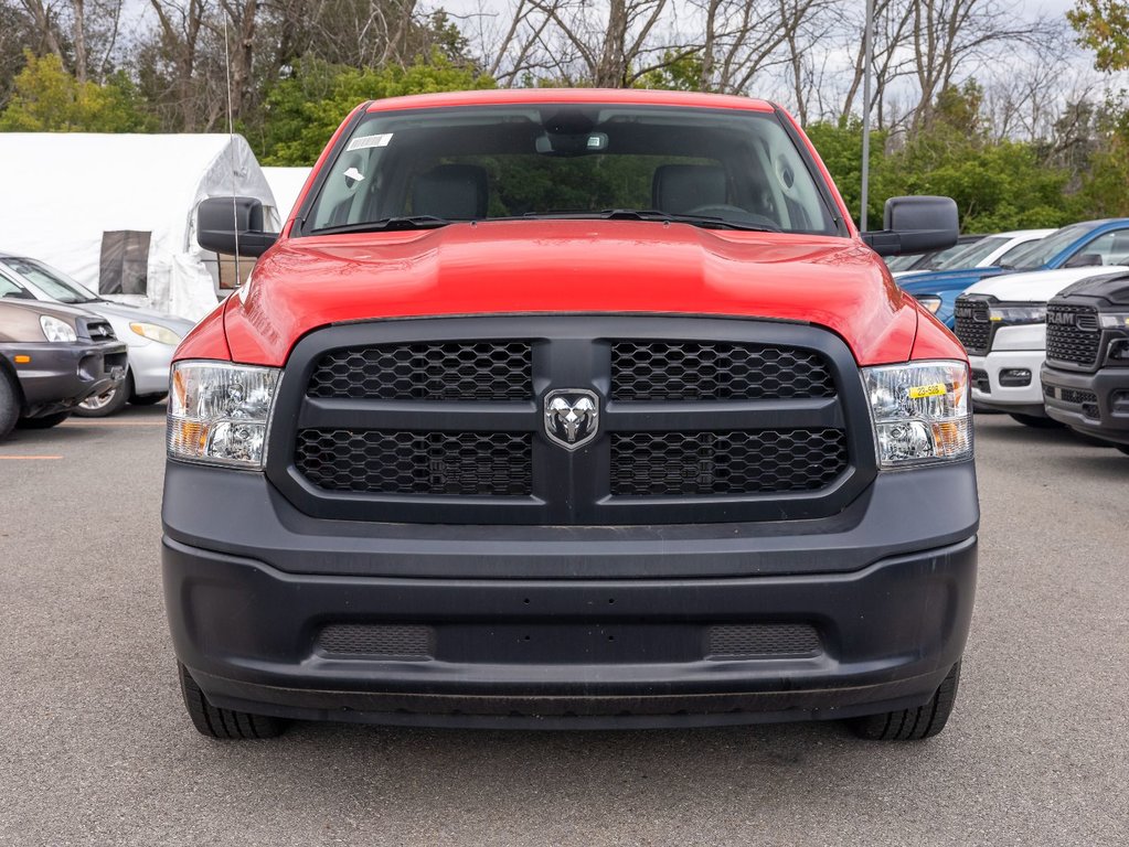 Ram 1500 Classic  2023 à St-Jérôme, Québec - 2 - w1024h768px