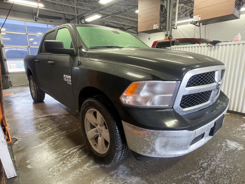 Ram 1500 Classic  2023 à St-Jérôme, Québec - 9 - w1024h768px