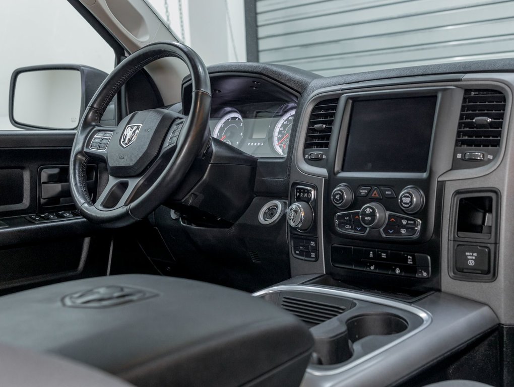 2023 Ram 1500 Classic in St-Jérôme, Quebec - 26 - w1024h768px