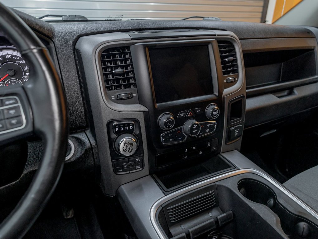 2023 Ram 1500 Classic in St-Jérôme, Quebec - 17 - w1024h768px