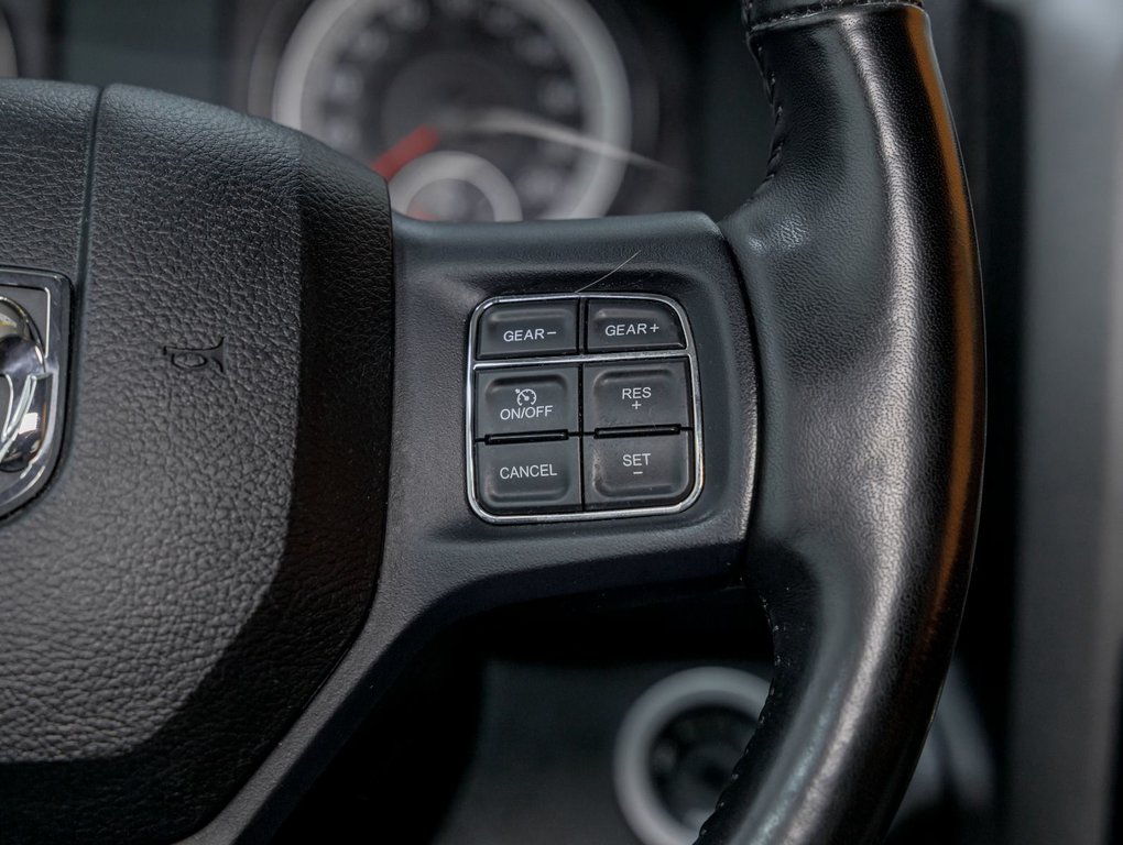 2023 Ram 1500 Classic in St-Jérôme, Quebec - 15 - w1024h768px
