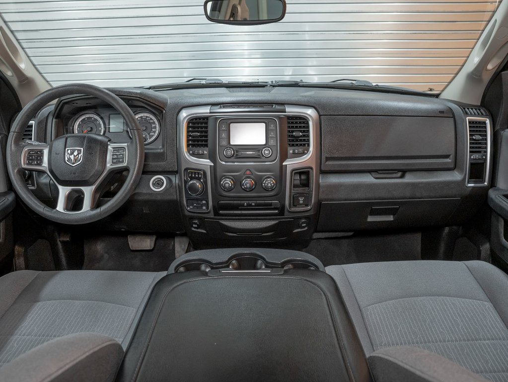 2023 Ram 1500 Classic in St-Jérôme, Quebec - 11 - w1024h768px