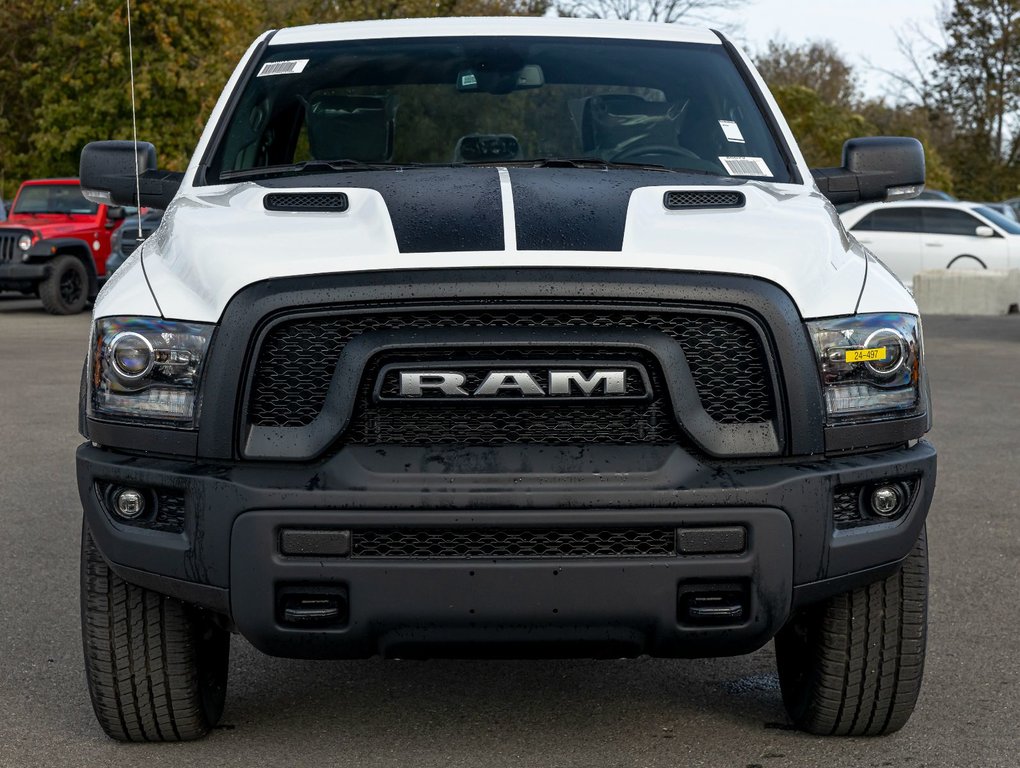 2024 Ram 1500 Classic in St-Jérôme, Quebec - 2 - w1024h768px