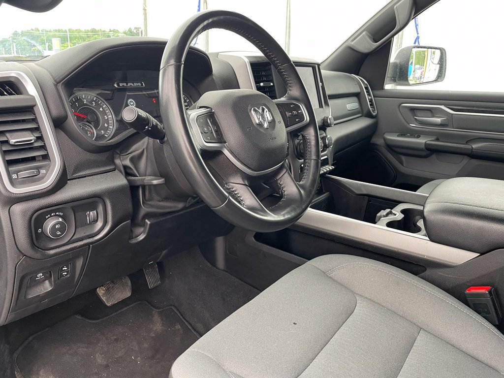 2023 Ram 1500 in St-Jérôme, Quebec - 3 - w1024h768px
