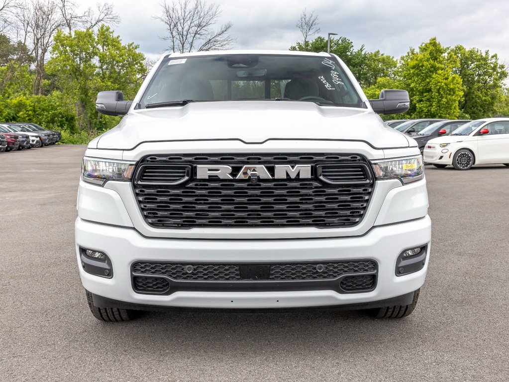 2025 Ram 1500 in St-Jérôme, Quebec - 2 - w1024h768px