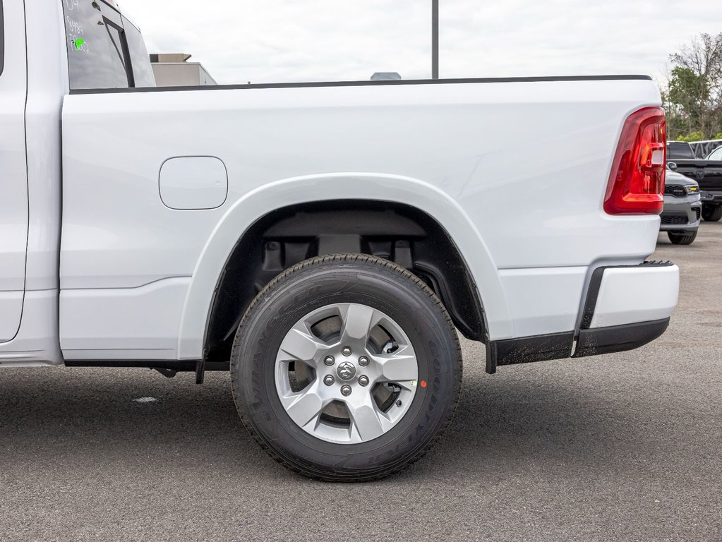 2025 Ram 1500 in St-Jérôme, Quebec - 31 - w1024h768px