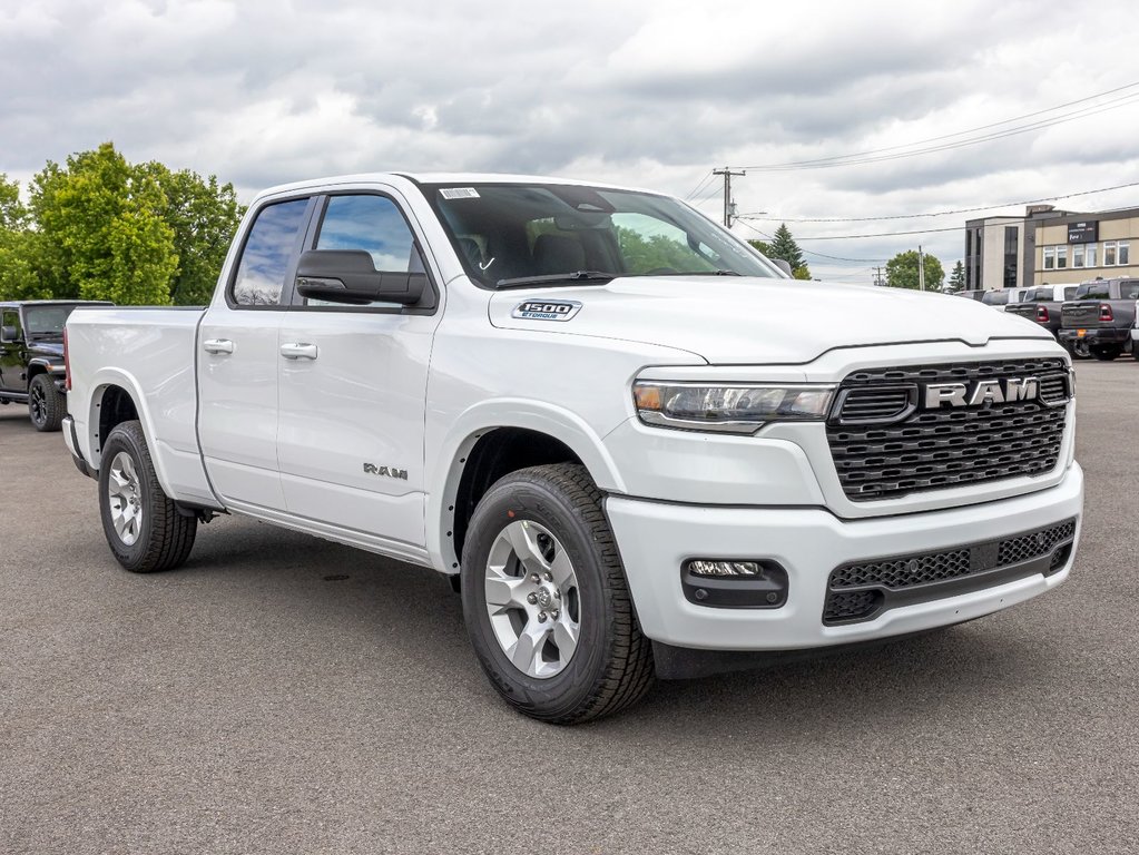 2025 Ram 1500 in St-Jérôme, Quebec - 8 - w1024h768px