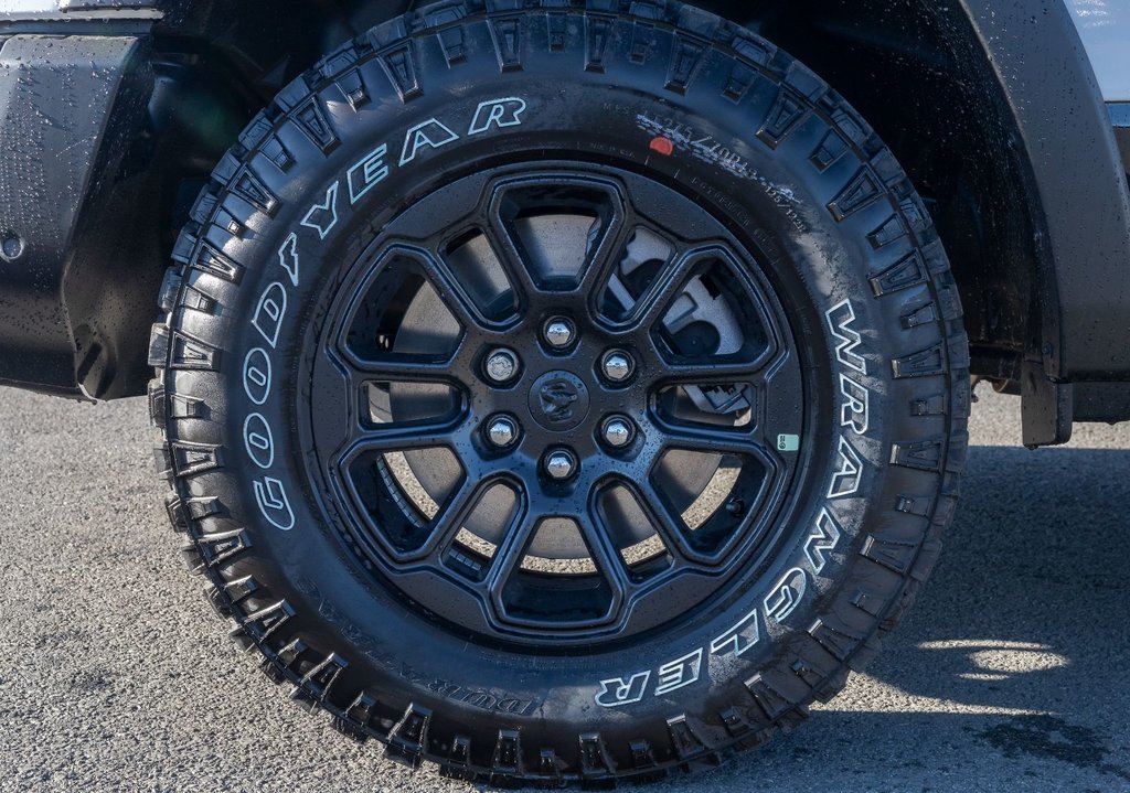 2025 Ram 1500 in St-Jérôme, Quebec - 39 - w1024h768px