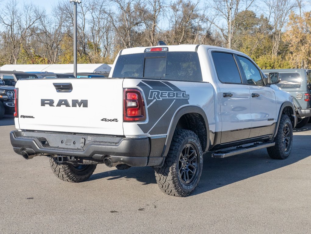 2025 Ram 1500 in St-Jérôme, Quebec - 9 - w1024h768px