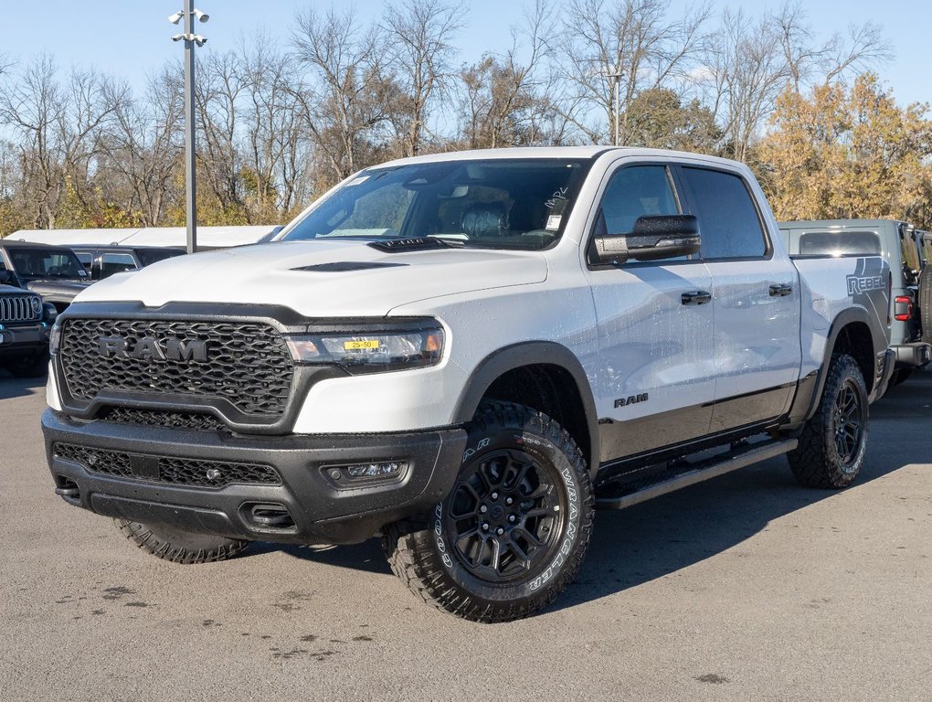 2025 Ram 1500 in St-Jérôme, Quebec - 1 - w1024h768px