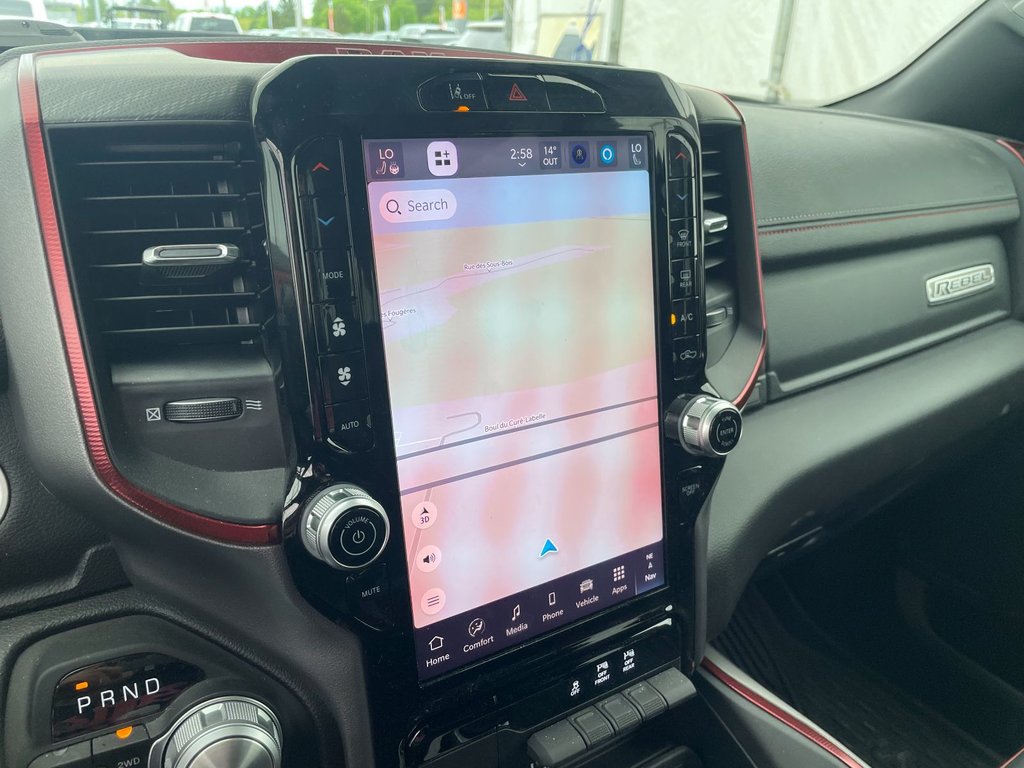 2025 Ram 1500 in St-Jérôme, Quebec - 3 - w1024h768px