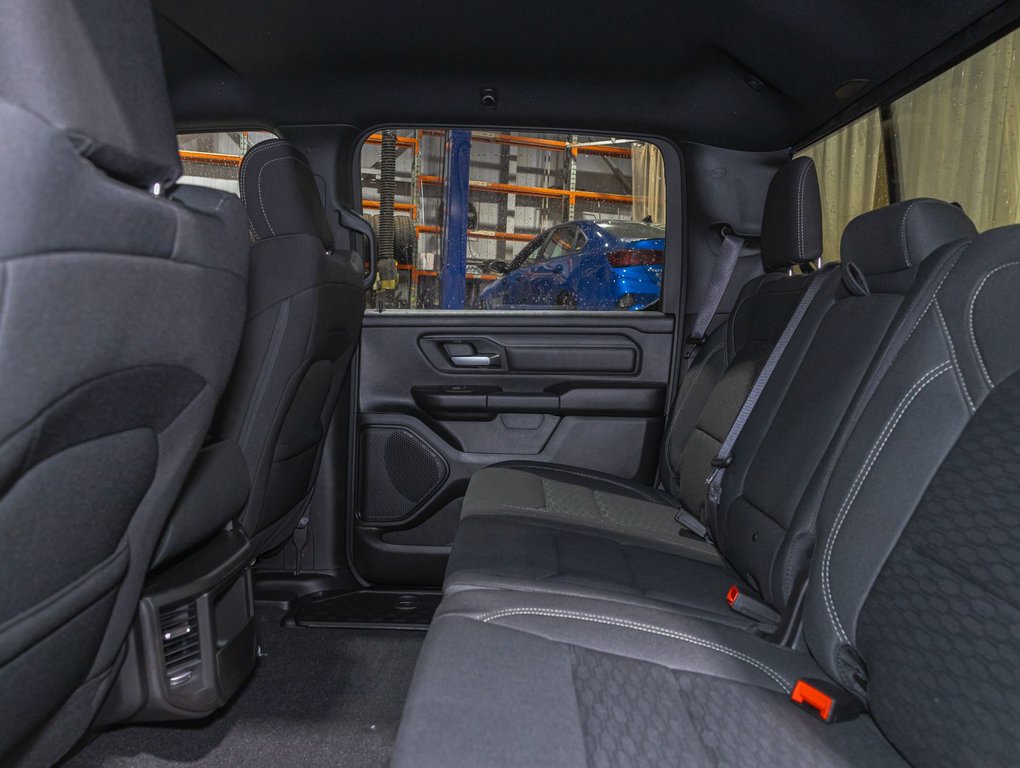 2025 Ram 1500 in St-Jérôme, Quebec - 26 - w1024h768px