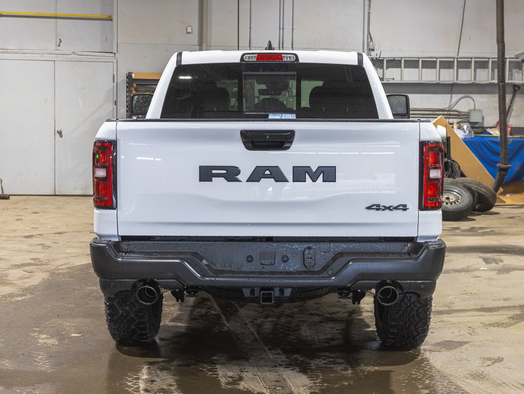 2025 Ram 1500 in St-Jérôme, Quebec - 6 - w1024h768px