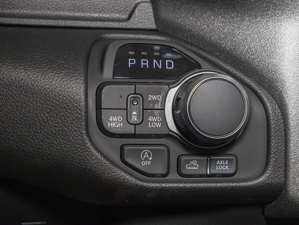 2025 Ram 1500 in St-Jérôme, Quebec - 19 - w1024h768px