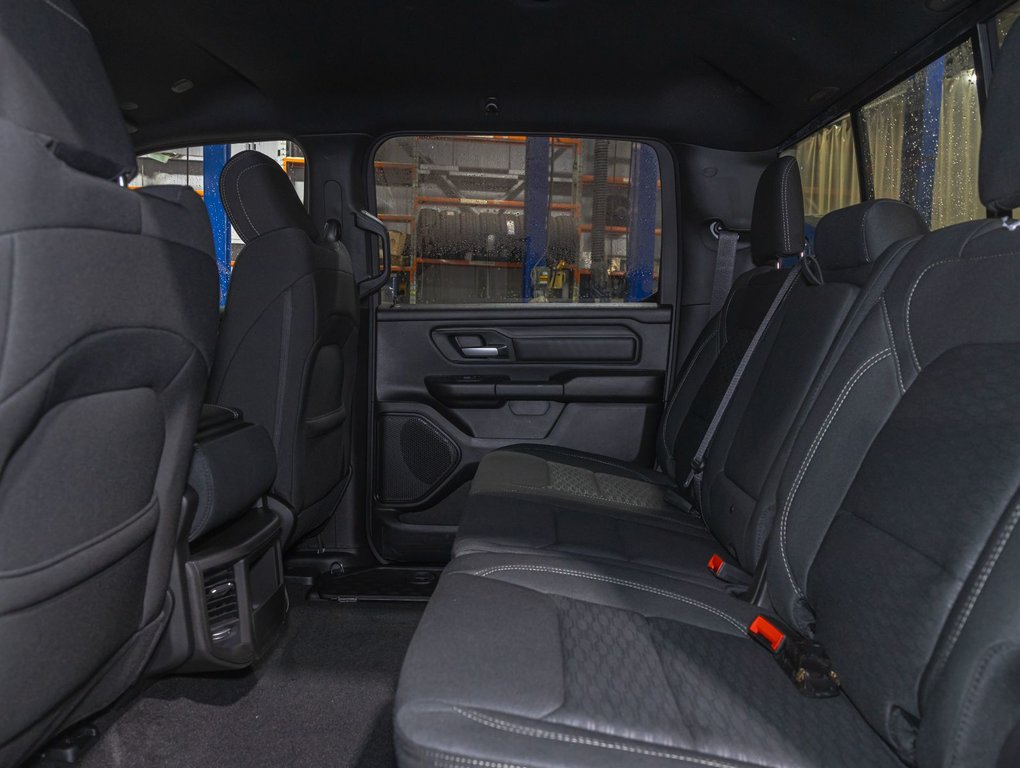 2025 Ram 1500 in St-Jérôme, Quebec - 25 - w1024h768px