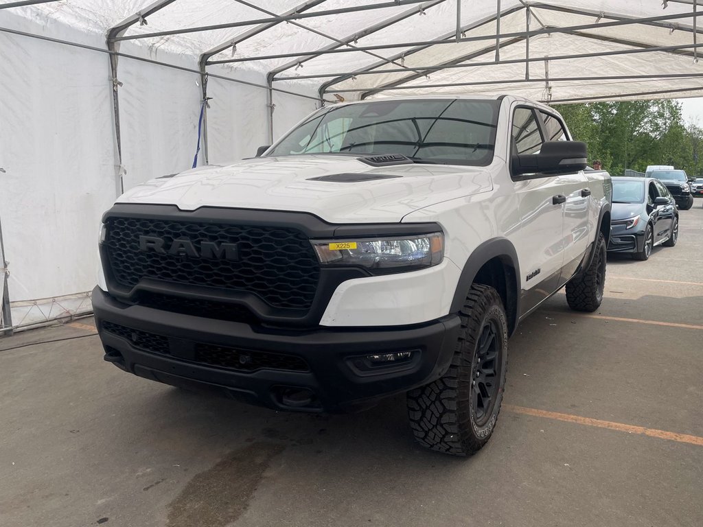 2025 Ram 1500 in St-Jérôme, Quebec - 1 - w1024h768px