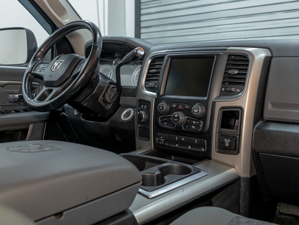 2015 Ram 2500 in St-Jérôme, Quebec - 29 - w1024h768px