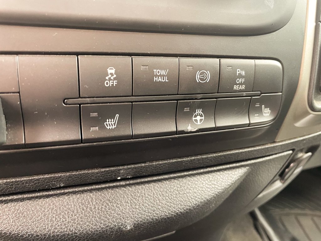 2018 Ram 2500 in St-Jérôme, Quebec - 12 - w1024h768px