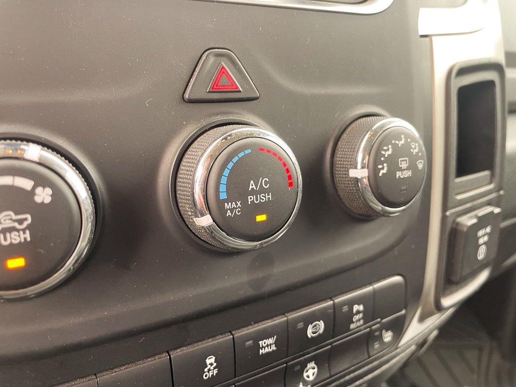 2018 Ram 2500 in St-Jérôme, Quebec - 14 - w1024h768px