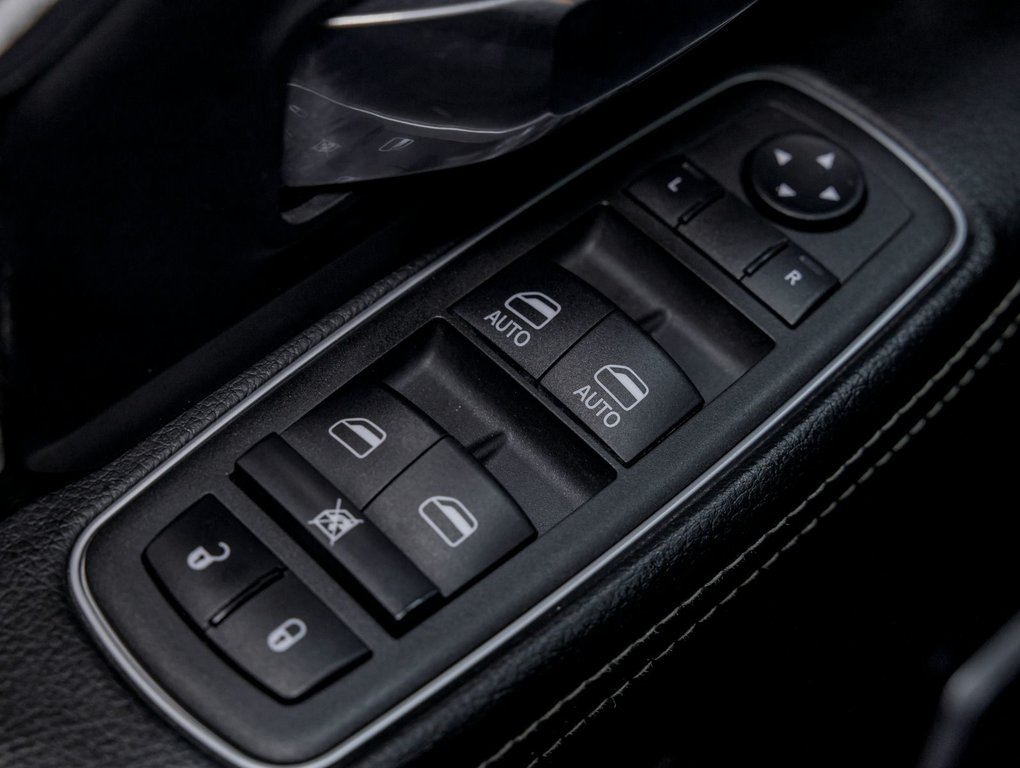 2022 Ram 2500 in St-Jérôme, Quebec - 29 - w1024h768px