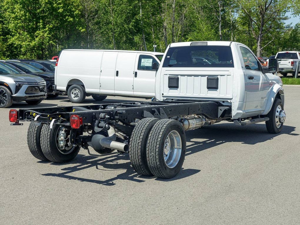 Ram 5500 Chassis  2024 à St-Jérôme, Québec - 8 - w1024h768px