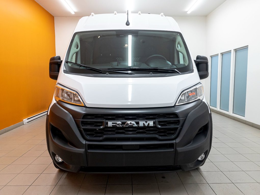 2023 Ram ProMaster Cargo Van in St-Jérôme, Quebec - 4 - w1024h768px