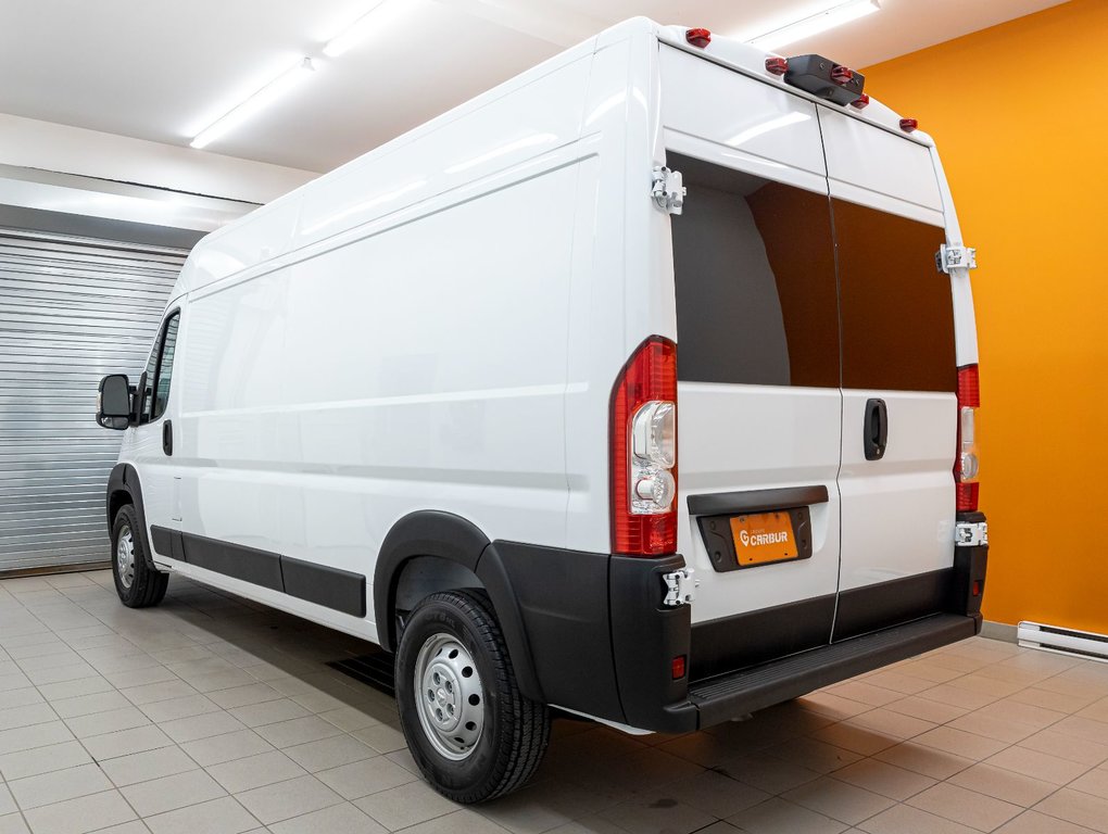 2023 Ram ProMaster Cargo Van in St-Jérôme, Quebec - 5 - w1024h768px