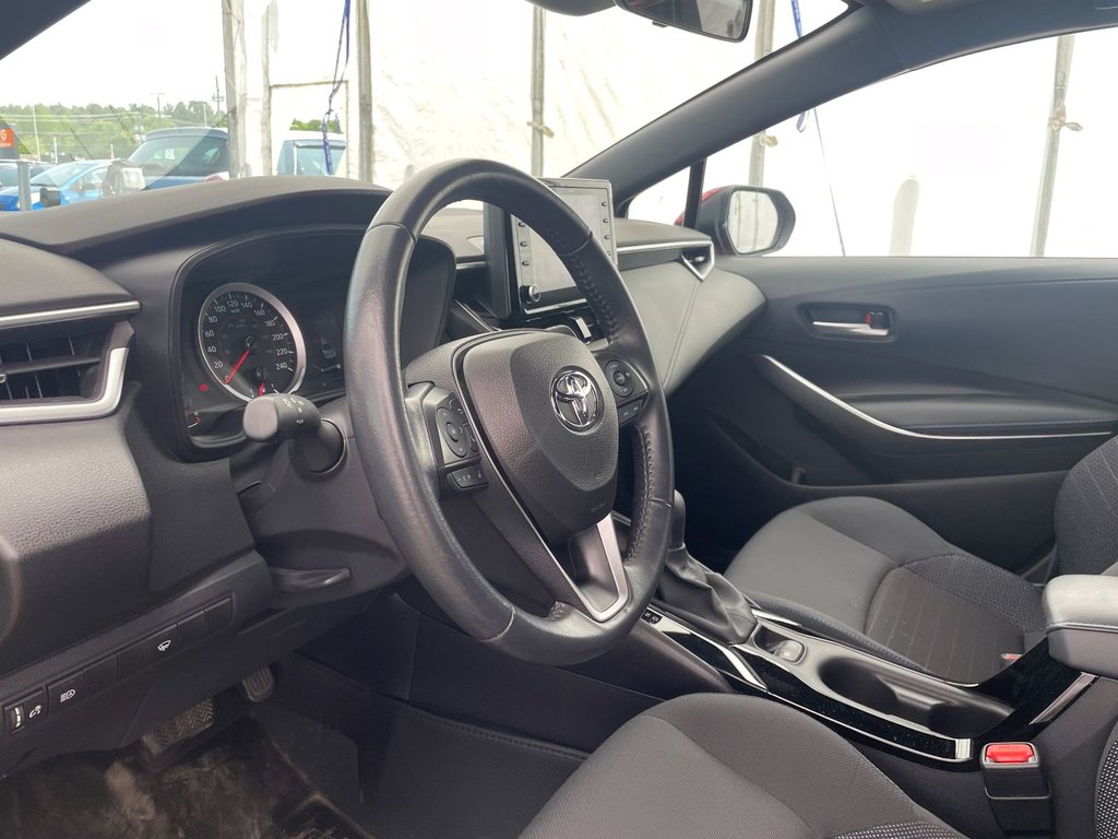 2022 Toyota Corolla in St-Jérôme, Quebec - 3 - w1024h768px