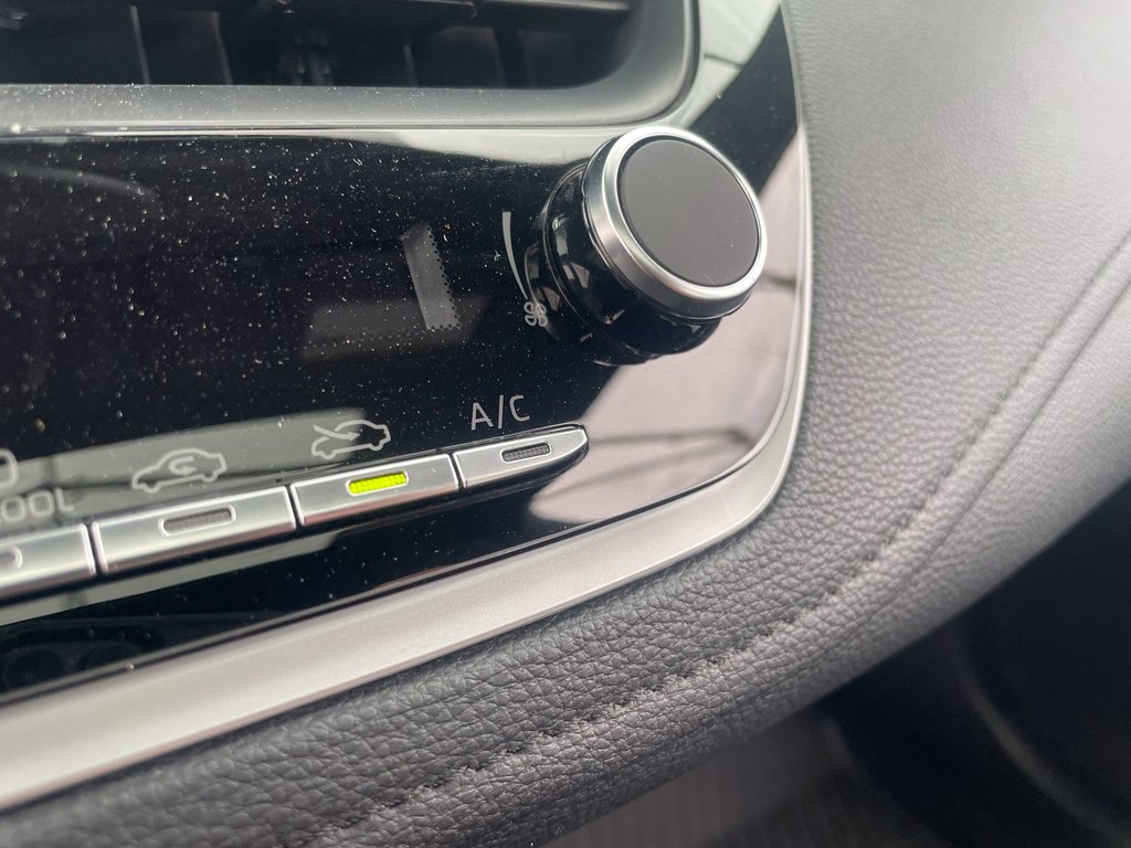 2024 Toyota Corolla in St-Jérôme, Quebec - 14 - w1024h768px
