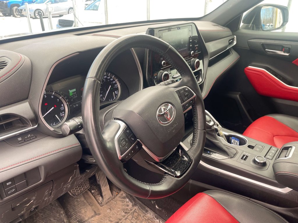 2021 Toyota Highlander in St-Jérôme, Quebec - 4 - w1024h768px