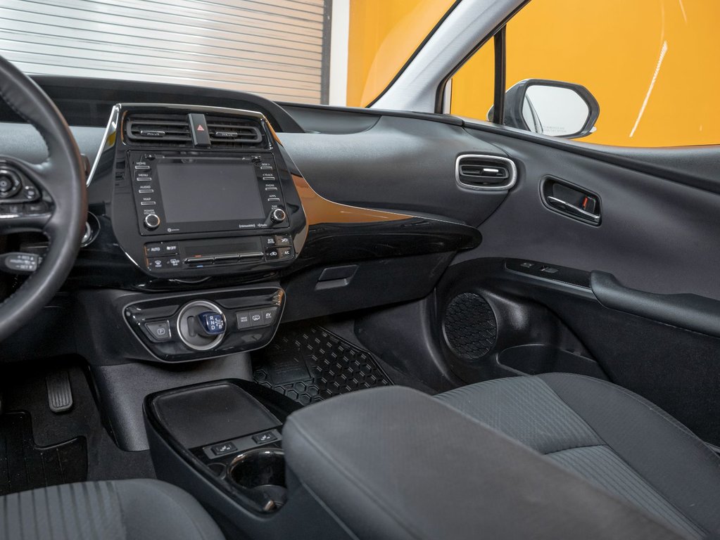 Toyota PRIUS PRIME  2021 à St-Jérôme, Québec - 18 - w1024h768px