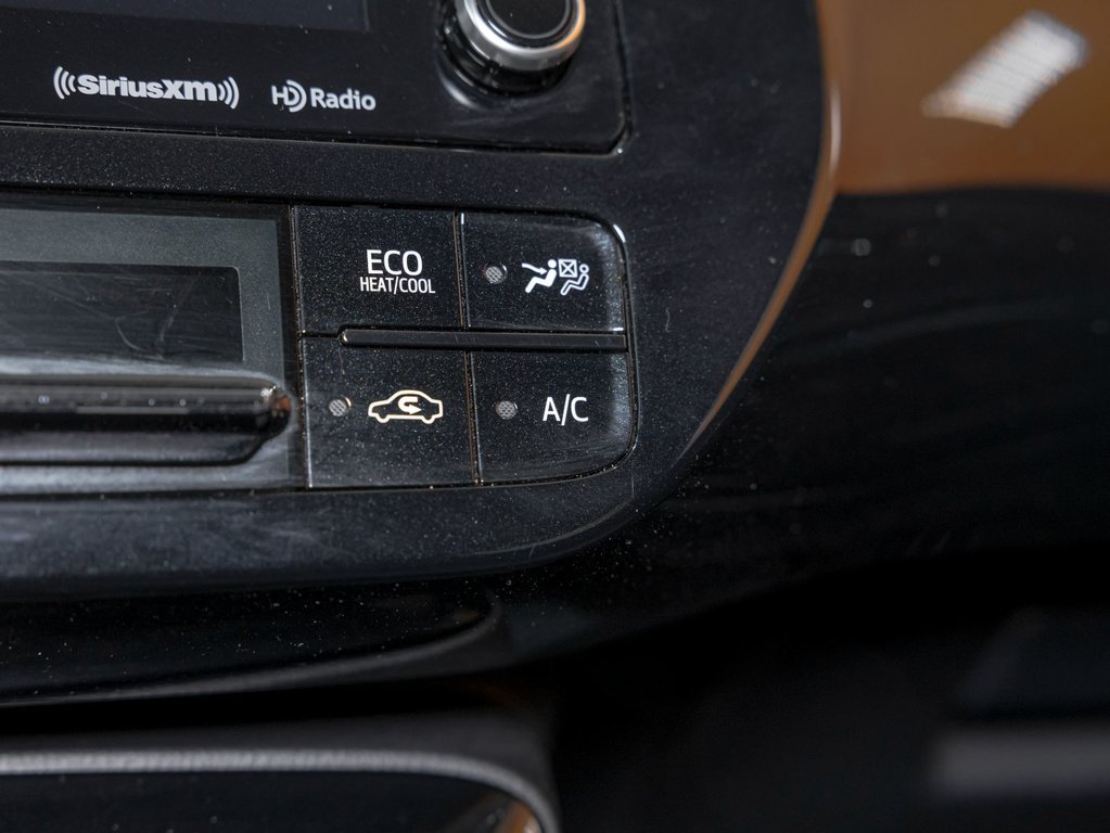 Toyota PRIUS PRIME  2021 à St-Jérôme, Québec - 20 - w1024h768px