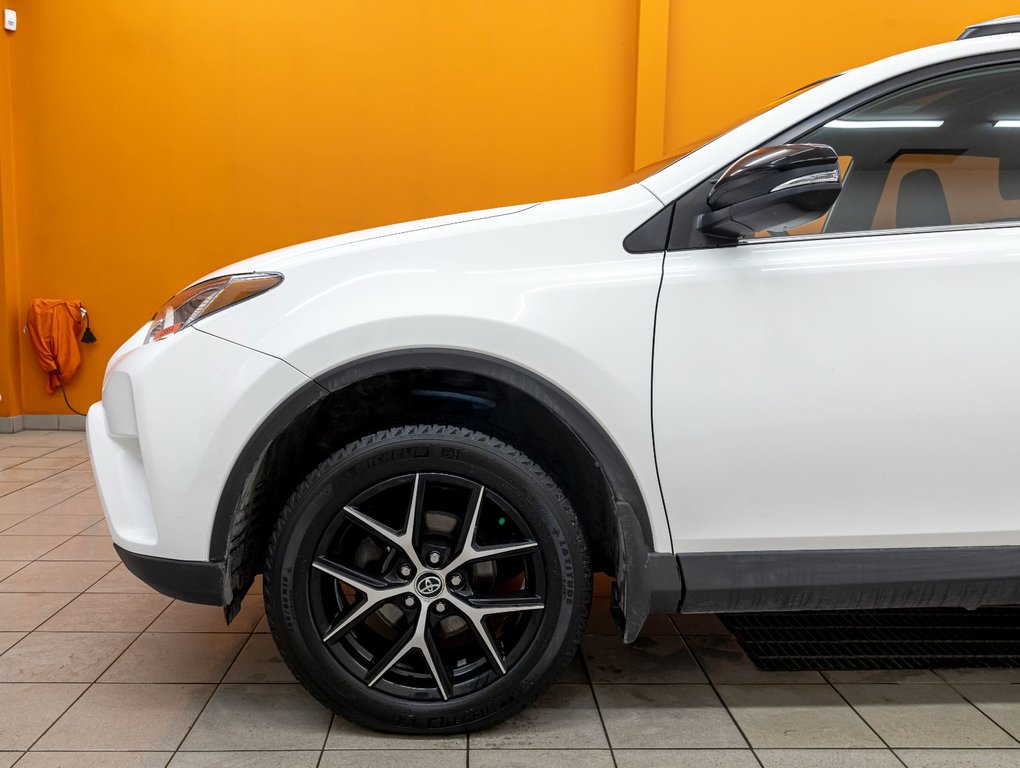 Toyota RAV4  2018 à St-Jérôme, Québec - 34 - w1024h768px