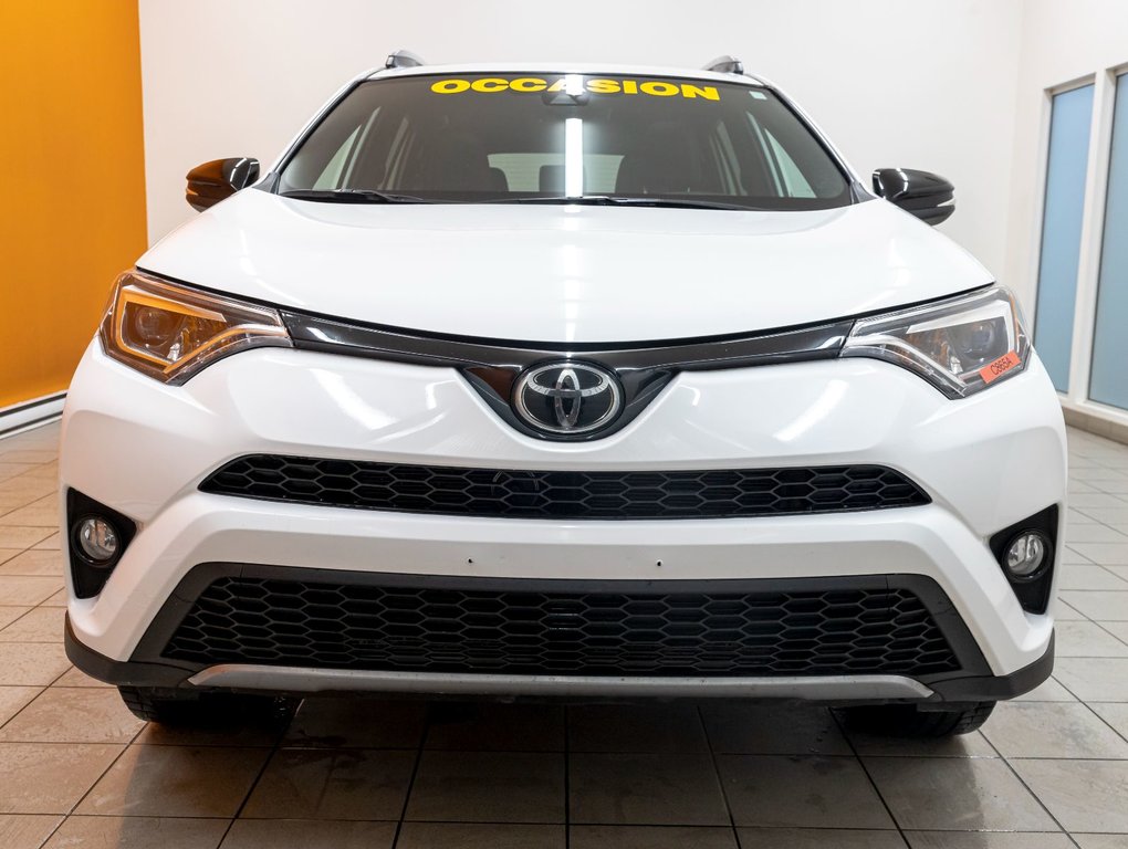 Toyota RAV4  2018 à St-Jérôme, Québec - 5 - w1024h768px