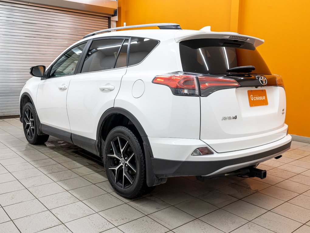 Toyota RAV4  2018 à St-Jérôme, Québec - 6 - w1024h768px