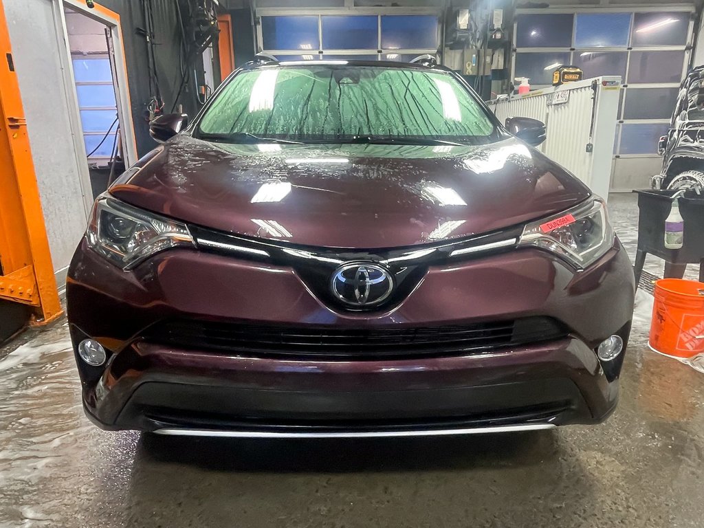 Toyota RAV4  2018 à St-Jérôme, Québec - 4 - w1024h768px