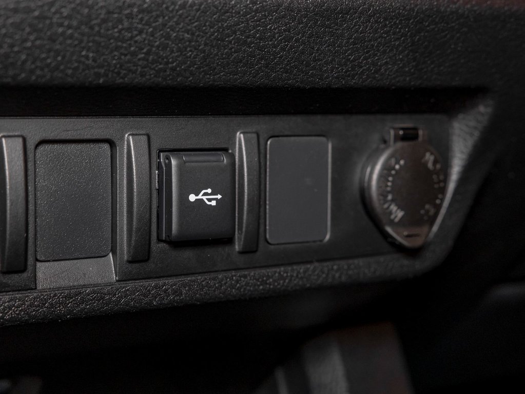 2023 Toyota Tacoma in St-Jérôme, Quebec - 23 - w1024h768px