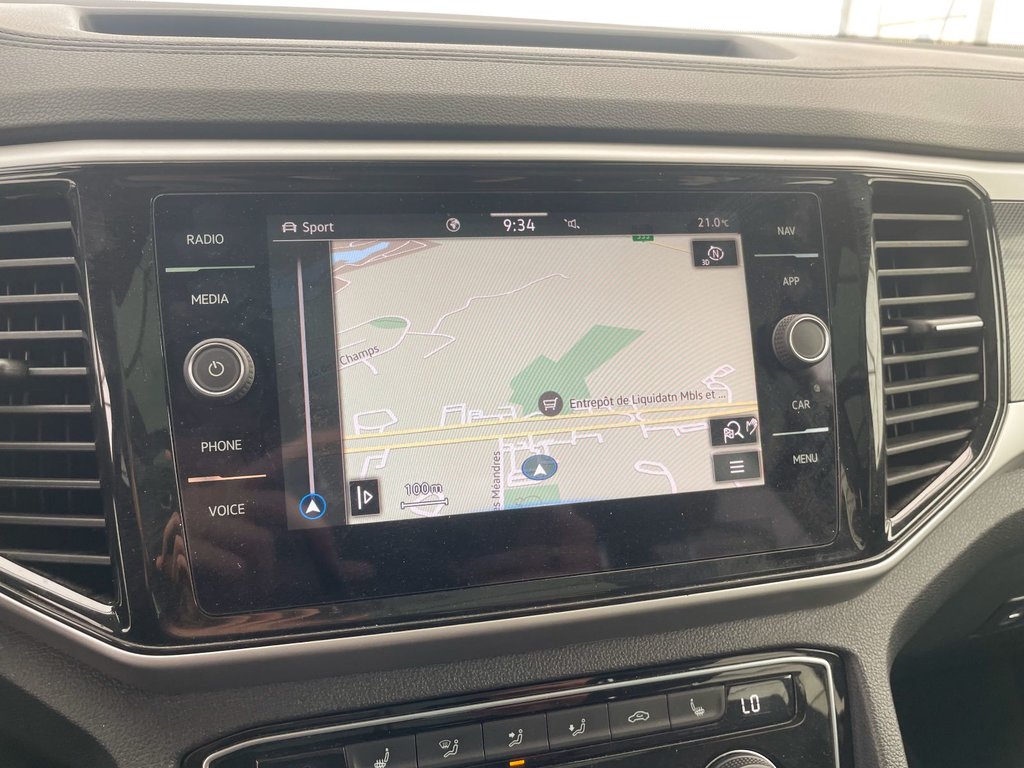 Volkswagen Atlas Cross Sport  2022 à St-Jérôme, Québec - 4 - w1024h768px