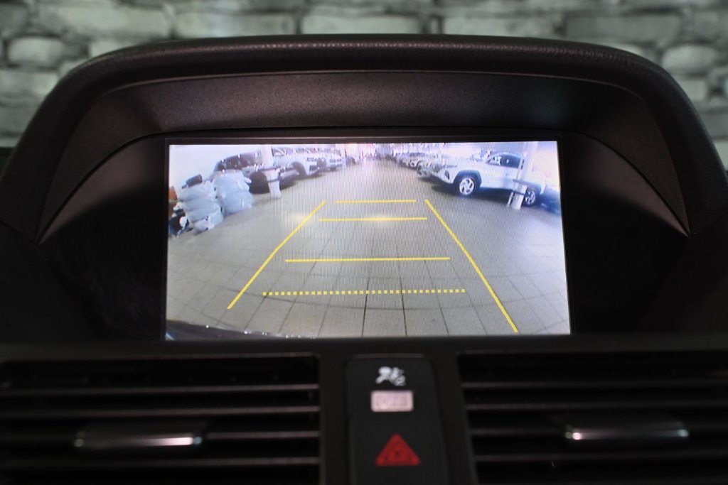 2012 Acura MDX 7 PASSAGERS - DVD - in Montréal, Quebec - 17 - w1024h768px