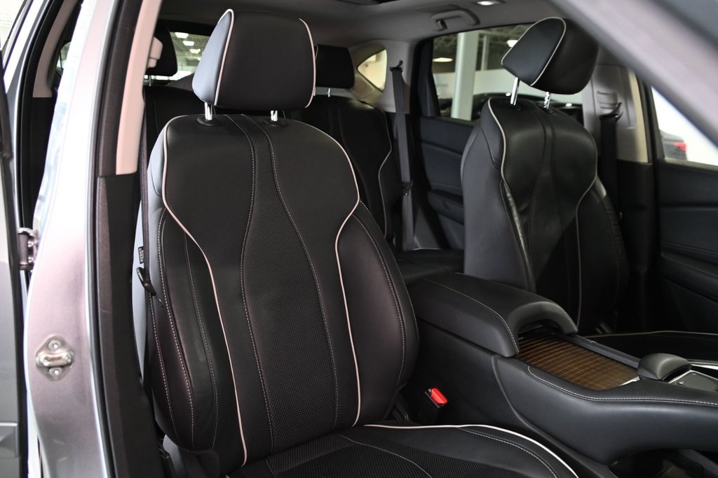2019 Acura RDX Platinum Elite in Montréal, Quebec - 18 - w1024h768px