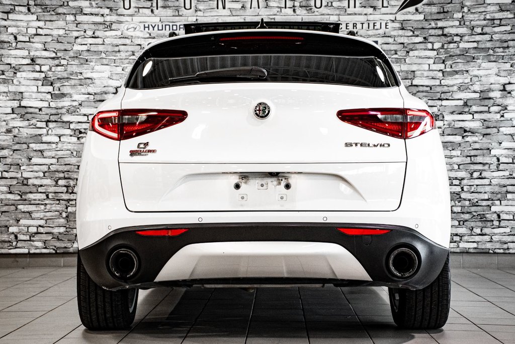 2018 Alfa Romeo Stelvio Ti SPORT NAVI CAMERA TOIT PANO CUIR HARMAN-KARDON in Montréal, Quebec - 13 - w1024h768px